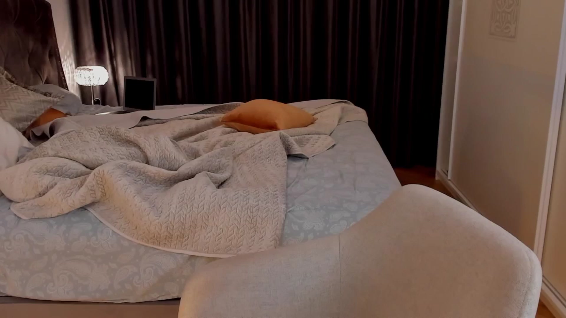 Gallery image thumbnail from LenaRae's myfreecams stream on, 01/29/2026, 23:09 image 3 of 20