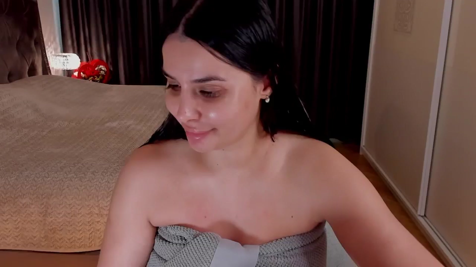 Gallery image thumbnail from LenaRae's myfreecams stream on, 02/24/2026, 12:58 image 2 of 20