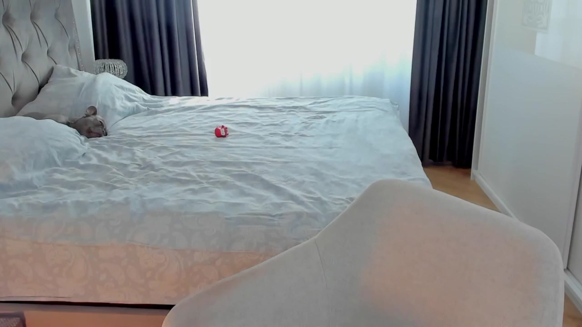 Gallery image thumbnail from LenaRae's myfreecams stream on, 04/23/2026, 14:16 image 14 of 20