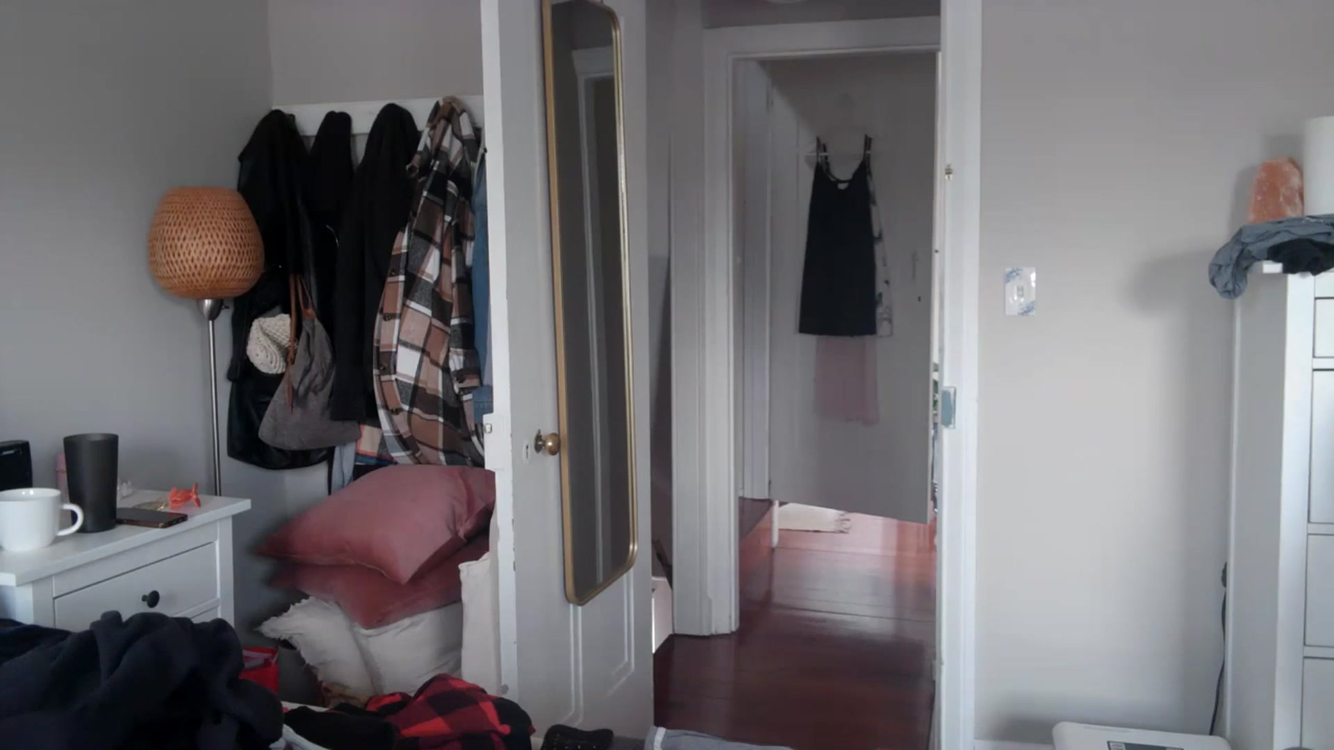 Gallery image thumbnail from Lena_bee's myfreecams stream on, 01/04/2024, 16:45 image 3 of 20