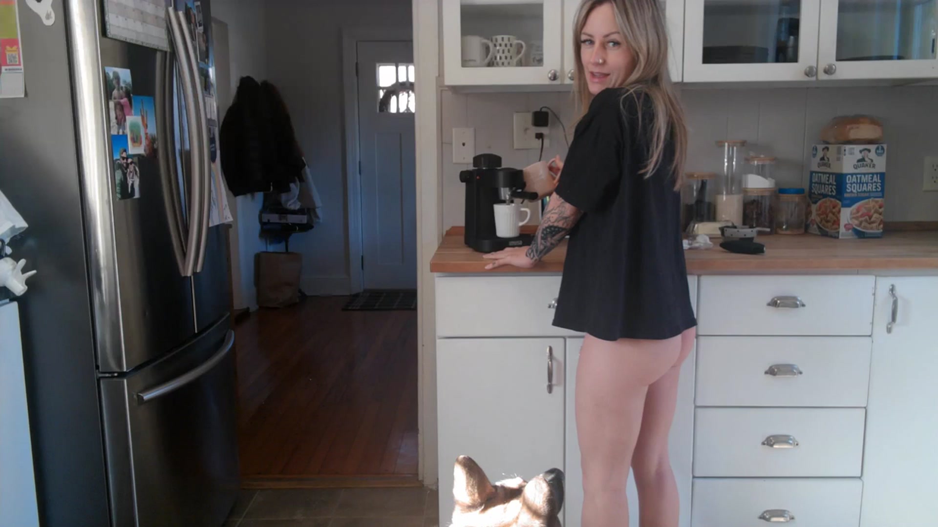 Gallery image thumbnail from Lena_bee's myfreecams stream on, 01/05/2024, 16:57 image 16 of 20