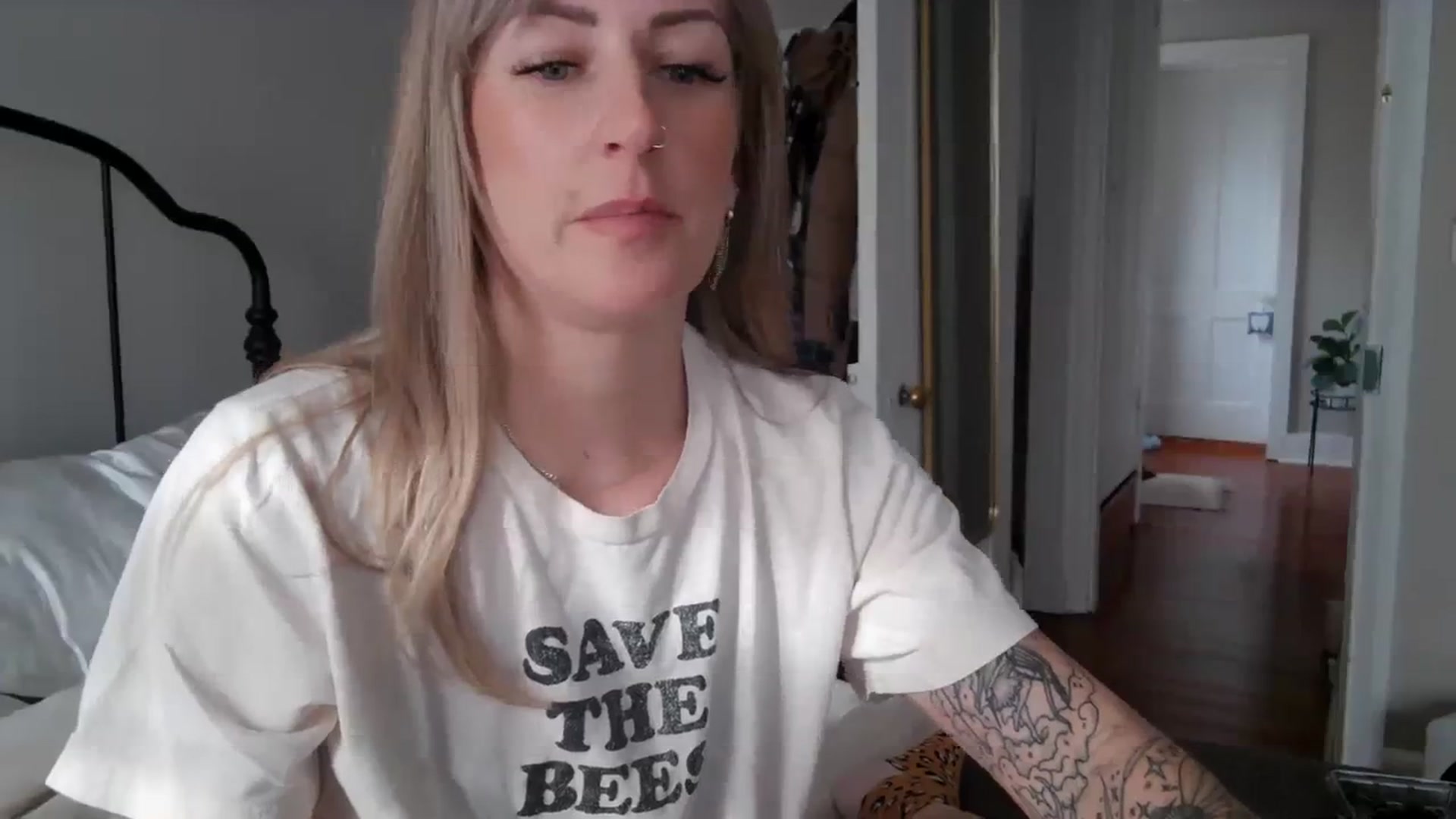 Gallery image thumbnail from Lena_bee's myfreecams stream on, 01/12/2024, 18:19 image 11 of 20