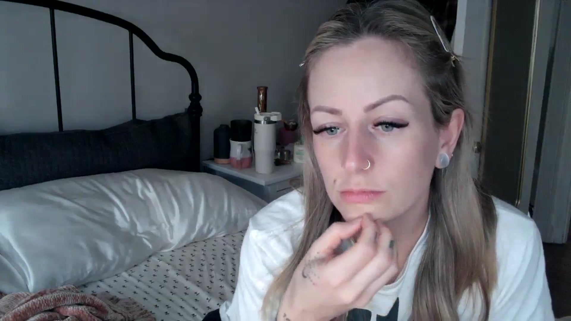 Gallery image thumbnail from Lena_bee's myfreecams stream on, 03/01/2024, 22:11 image 2 of 20