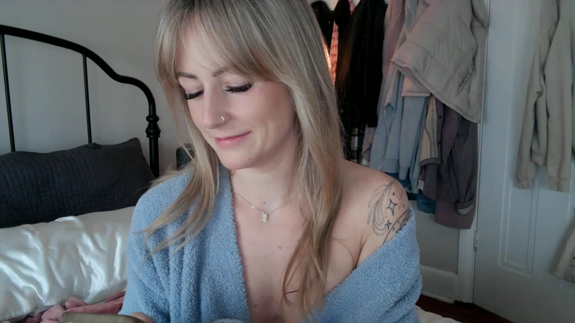 Gallery image thumbnail from Lena_bee's myfreecams stream on, 03/05/2024, 19:07 image 12 of 20