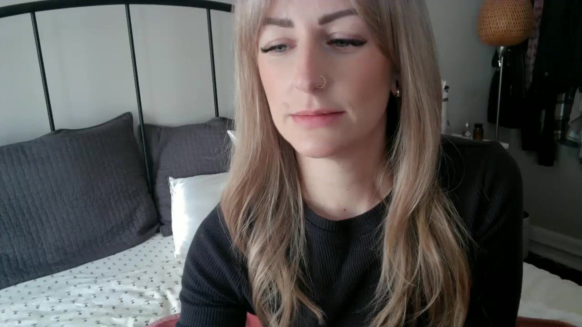 Gallery image thumbnail from Lena_bee's myfreecams stream on, 03/07/2024, 17:27 image 2 of 20