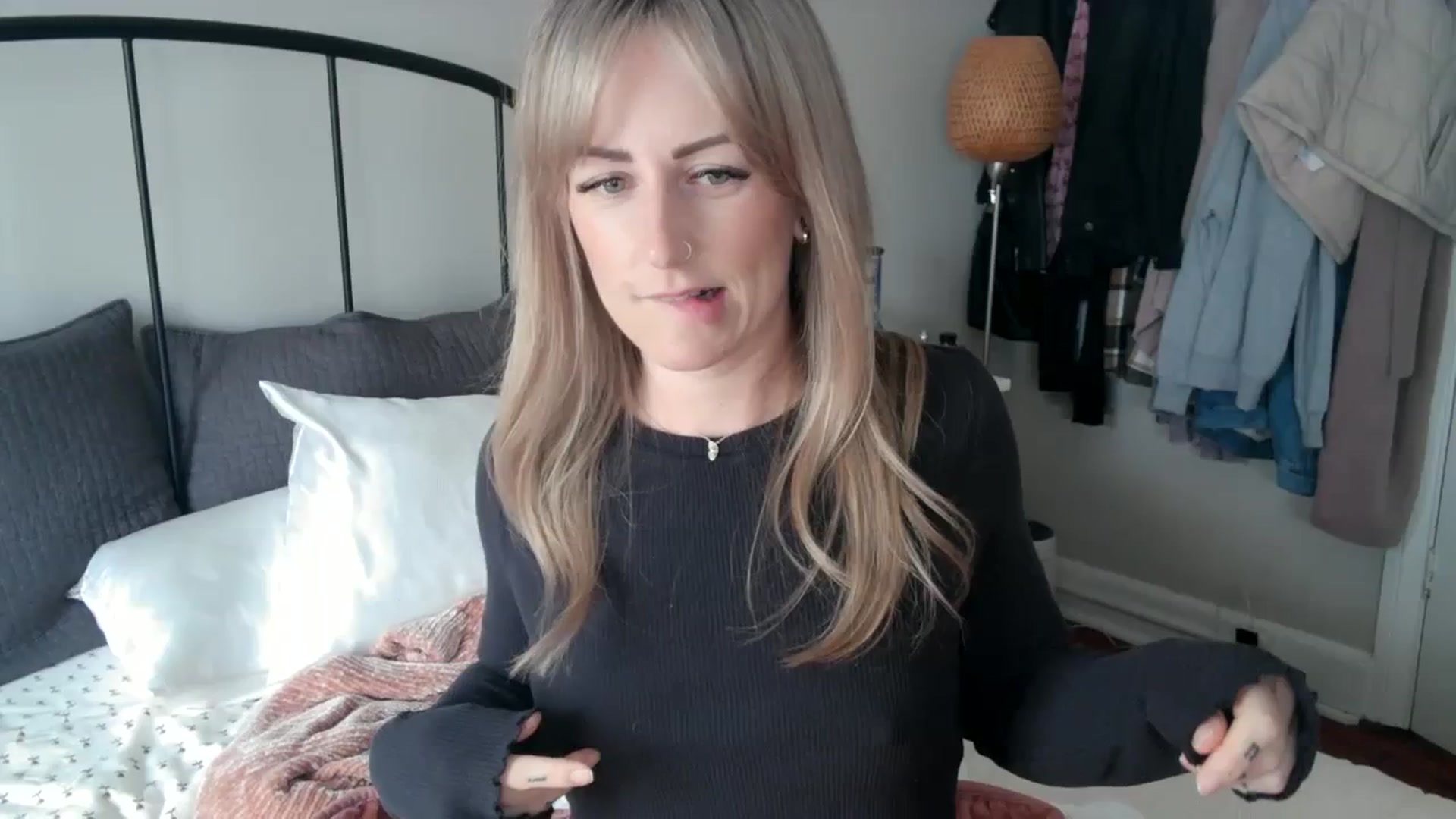 Gallery image thumbnail from Lena_bee's myfreecams stream on, 03/07/2024, 18:09 image 7 of 20