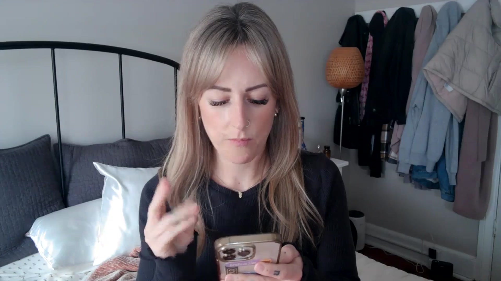 Gallery image thumbnail from Lena_bee's myfreecams stream on, 03/07/2024, 18:09 image 4 of 20