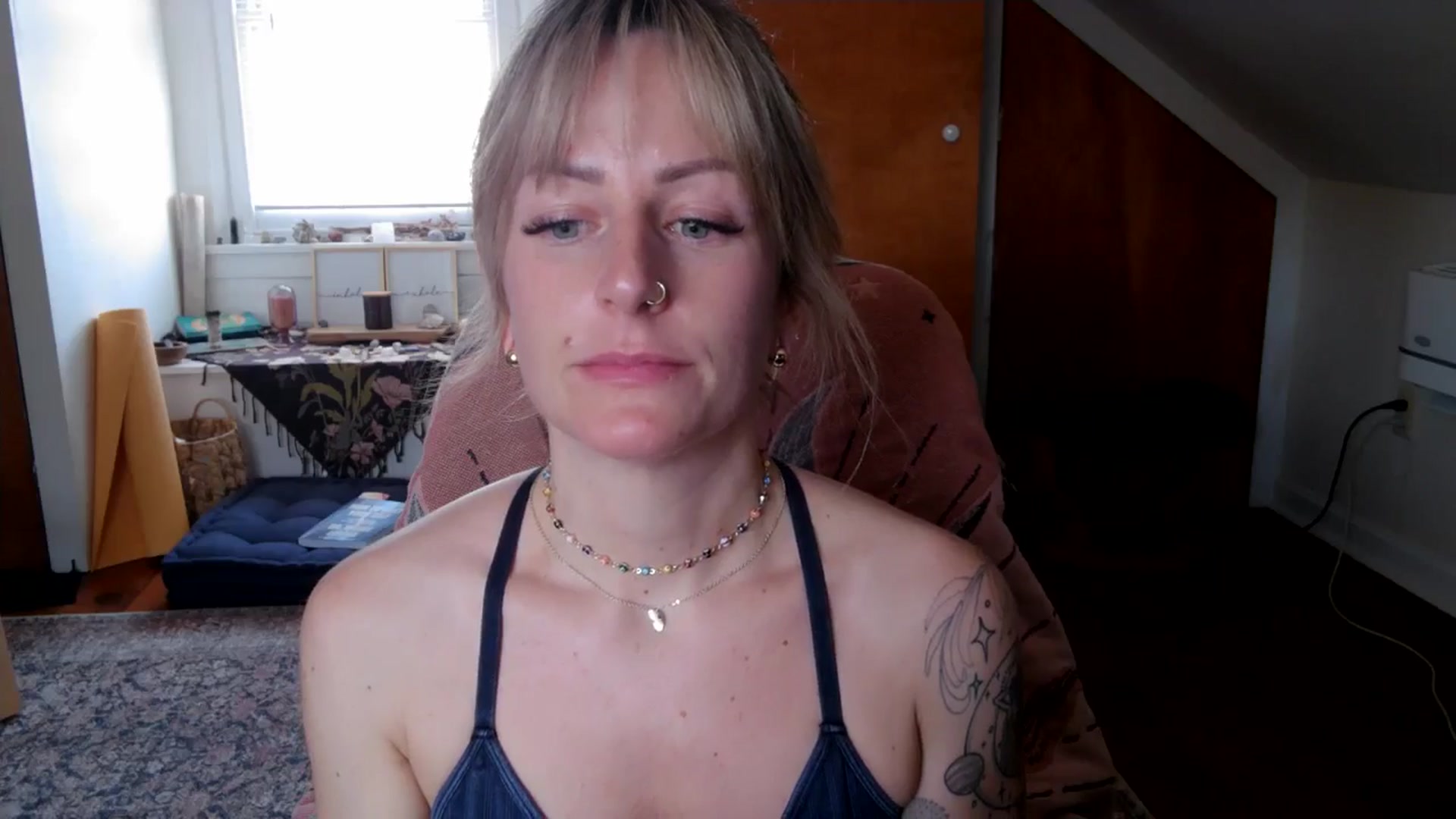 Gallery image thumbnail from Lena_bee's myfreecams stream on, 04/15/2024, 17:46 image 17 of 20