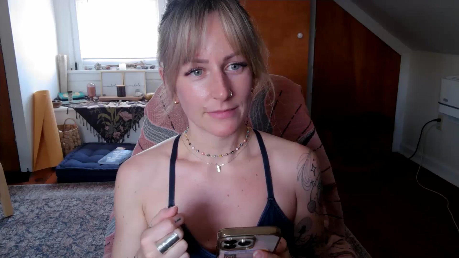 Gallery image thumbnail from Lena_bee's myfreecams stream on, 04/15/2024, 17:46 image 5 of 20