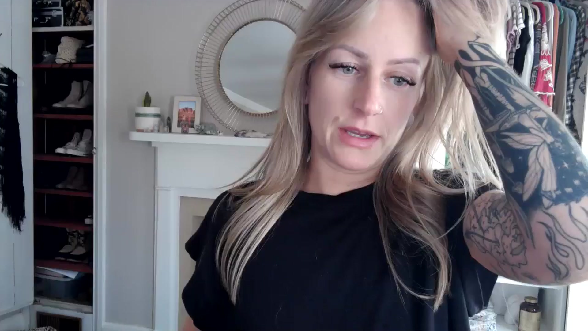 Gallery image thumbnail from Lena_bee's myfreecams stream on, 04/28/2024, 16:12 image 2 of 20