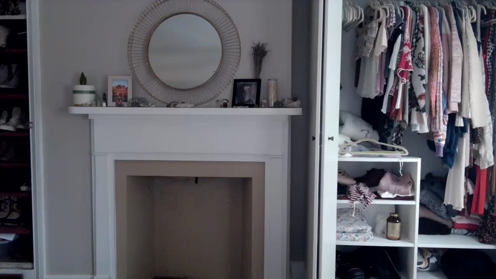 Gallery image thumbnail from Lena_bee's myfreecams stream on, 05/06/2024, 18:59 image 3 of 20