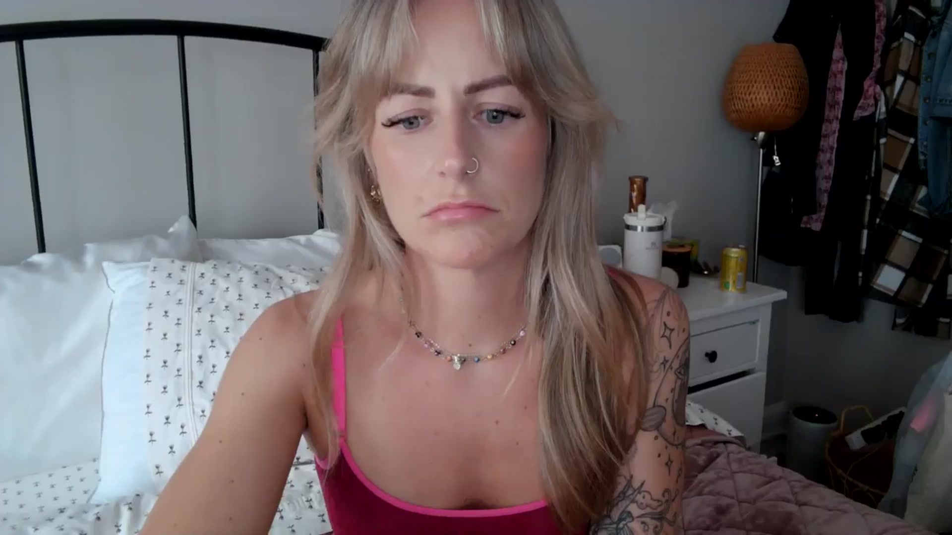 Gallery image thumbnail from Lena_bee's myfreecams stream on, 05/08/2024, 16:56 image 20 of 20