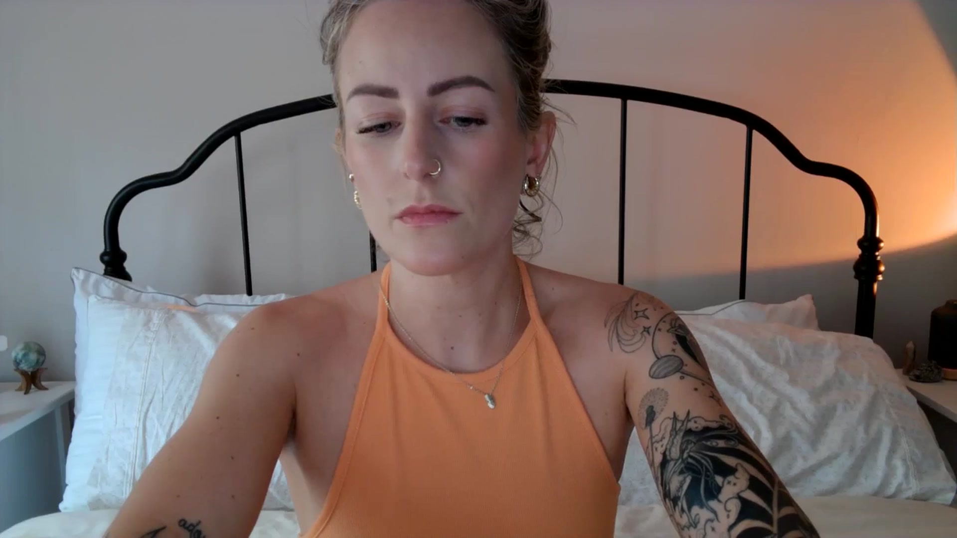 Gallery image thumbnail from Lena_bee's myfreecams stream on, 05/28/2024, 17:32 image 2 of 20