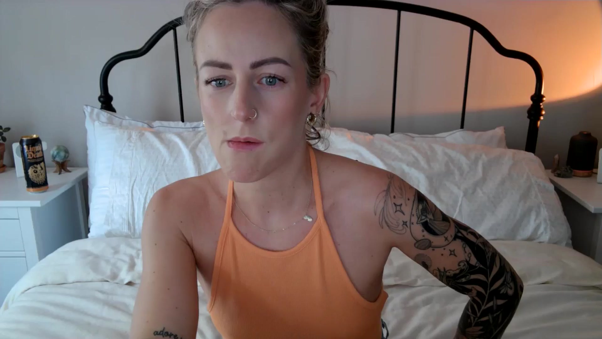 Gallery image thumbnail from Lena_bee's myfreecams stream on, 05/28/2024, 17:32 image 11 of 20