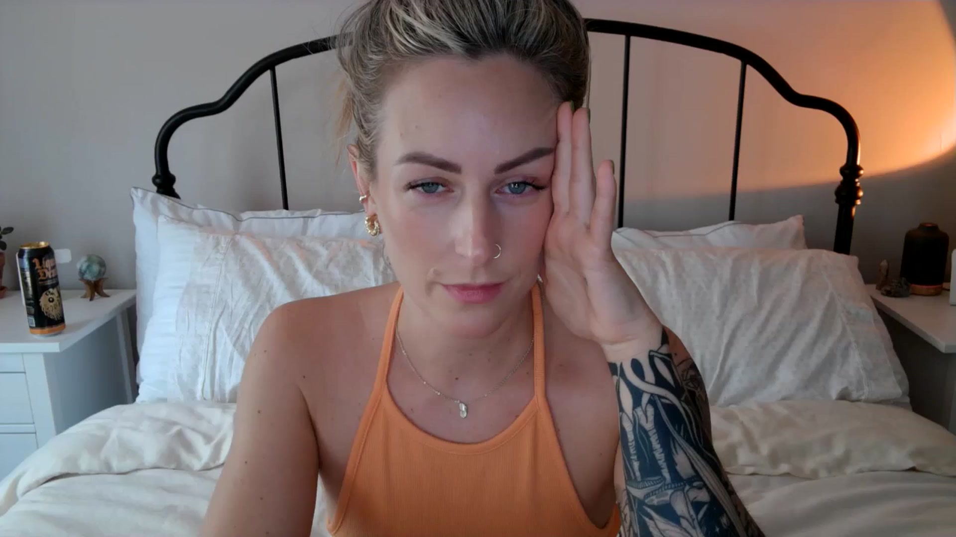 Gallery image thumbnail from Lena_bee's myfreecams stream on, 05/28/2024, 18:06 image 8 of 20