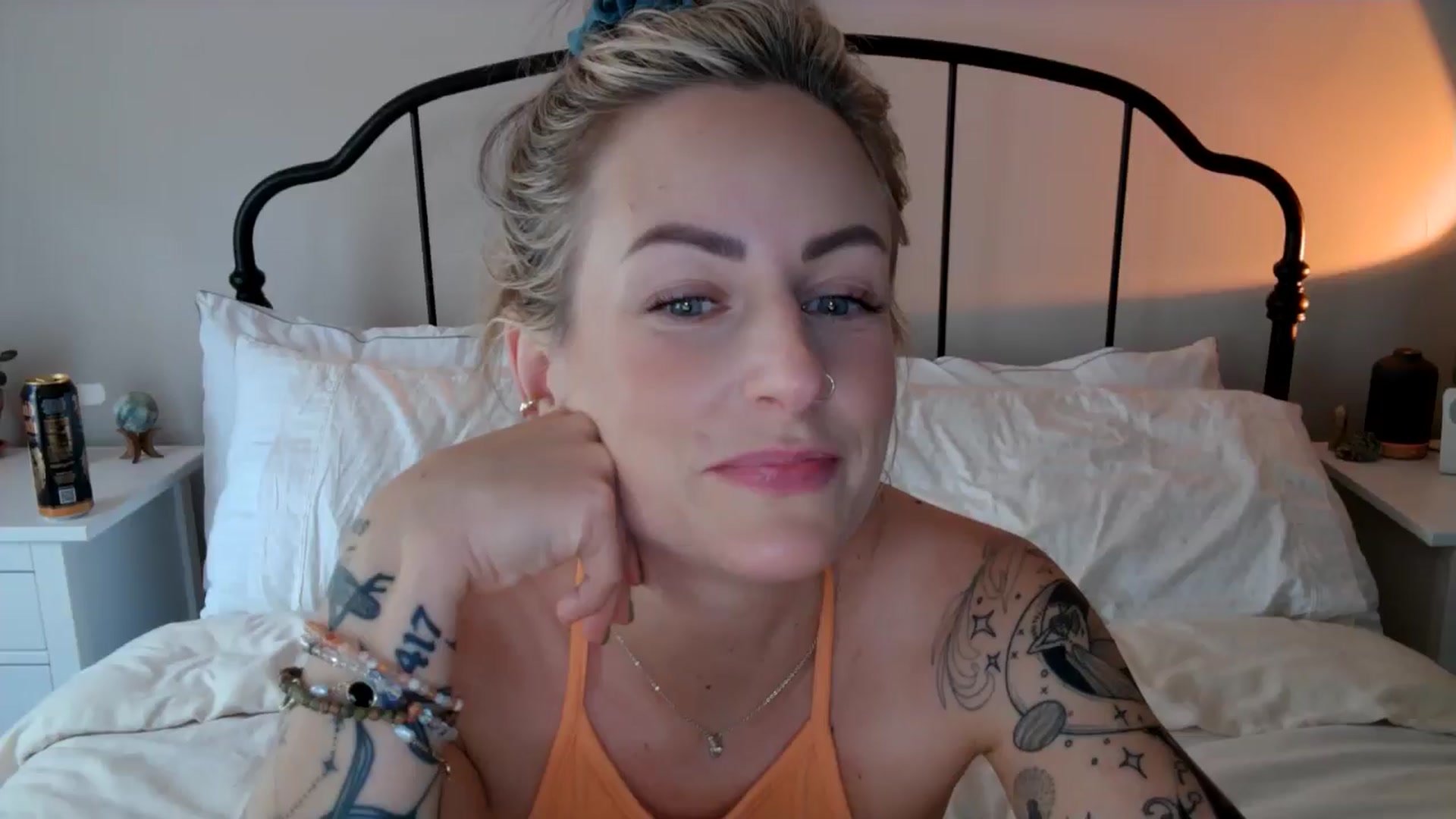 Gallery image thumbnail from Lena_bee's myfreecams stream on, 05/28/2024, 18:06 image 11 of 20