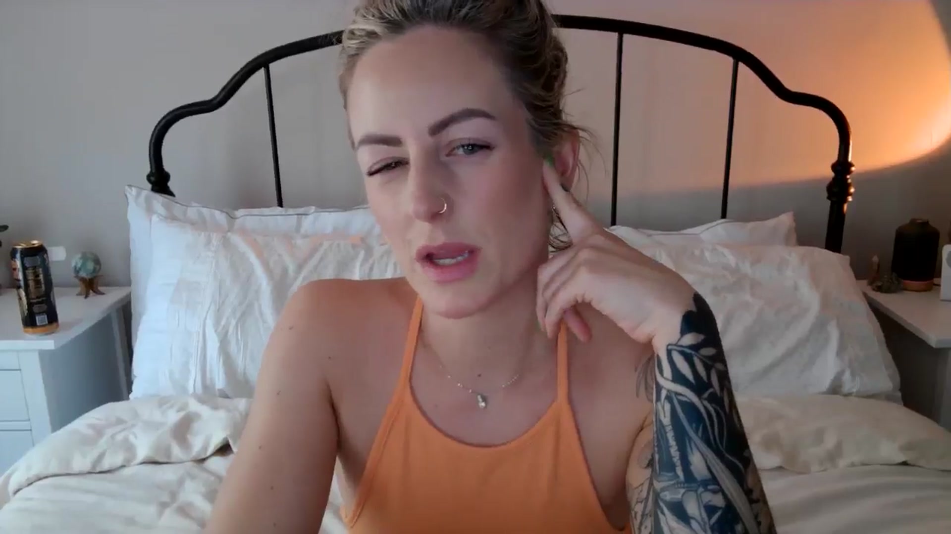 Gallery image thumbnail from Lena_bee's myfreecams stream on, 05/28/2024, 18:06 image 16 of 20