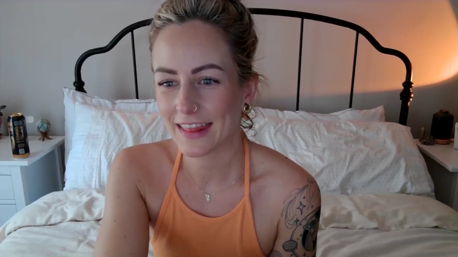 Gallery image thumbnail from Lena_bee's myfreecams stream on, 05/28/2024, 18:06 image 15 of 20