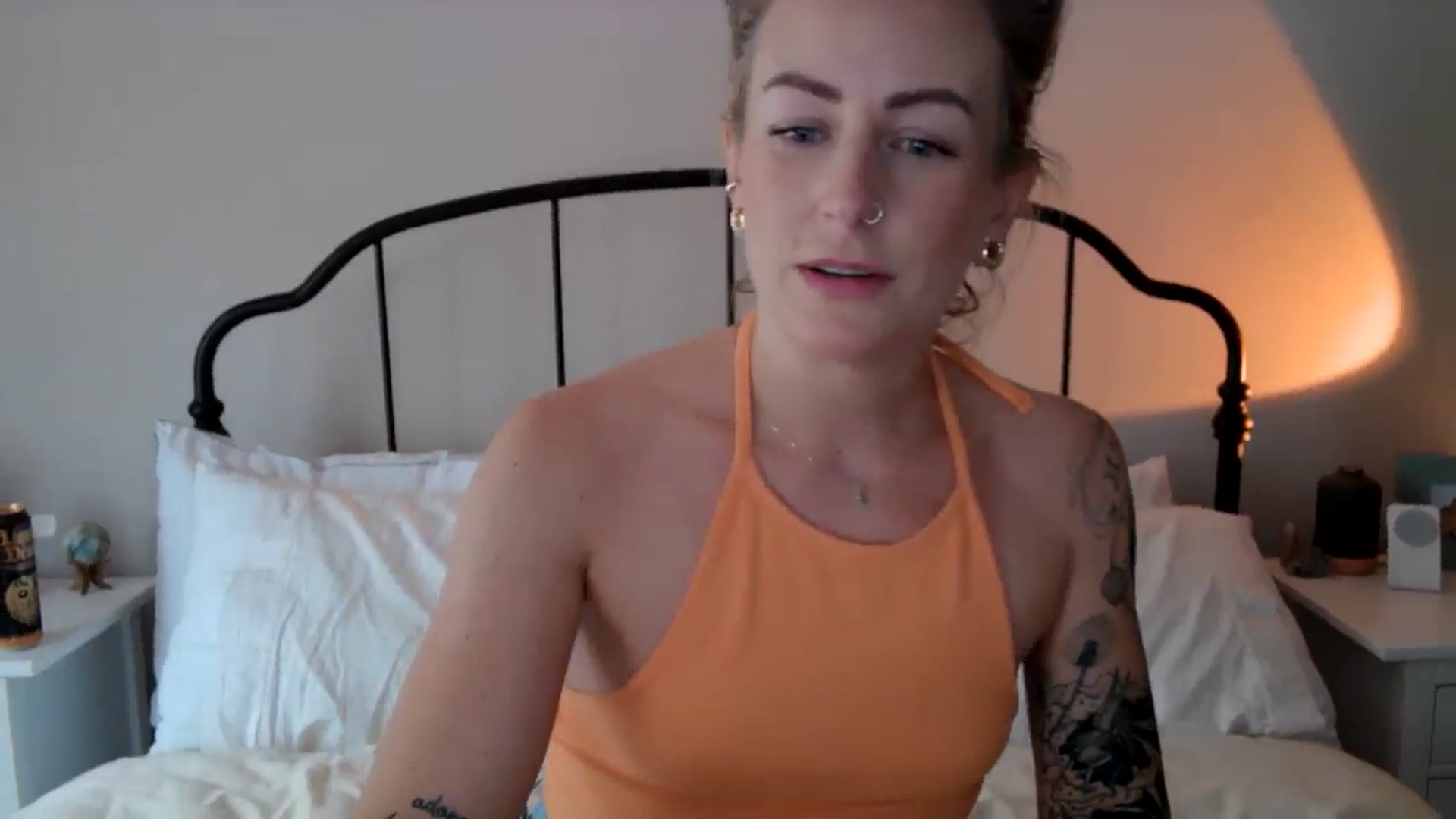 Gallery image thumbnail from Lena_bee's myfreecams stream on, 05/28/2024, 18:06 image 6 of 20
