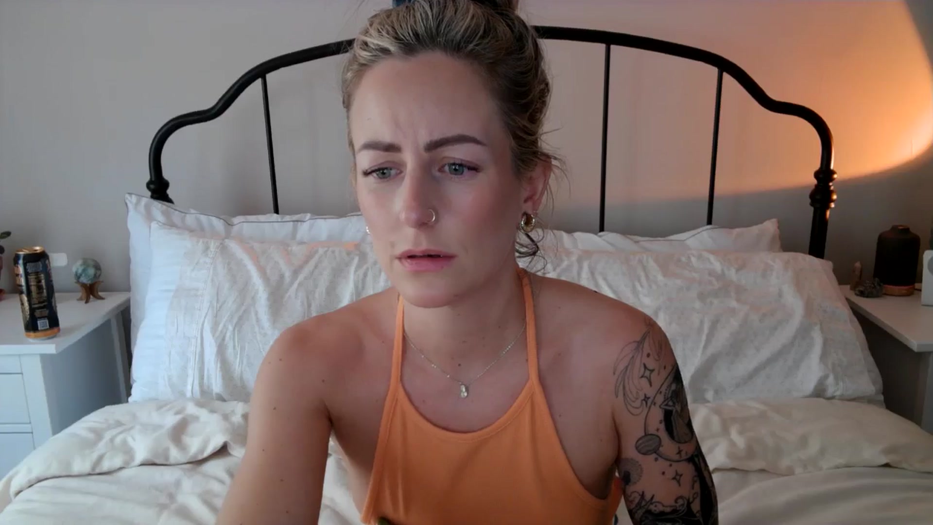 Gallery image thumbnail from Lena_bee's myfreecams stream on, 05/28/2024, 18:06 image 17 of 20