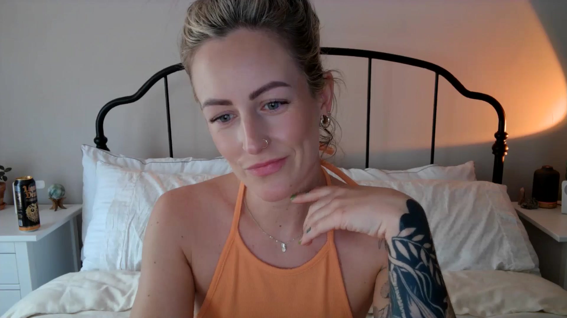 Gallery image thumbnail from Lena_bee's myfreecams stream on, 05/28/2024, 18:06 image 7 of 20