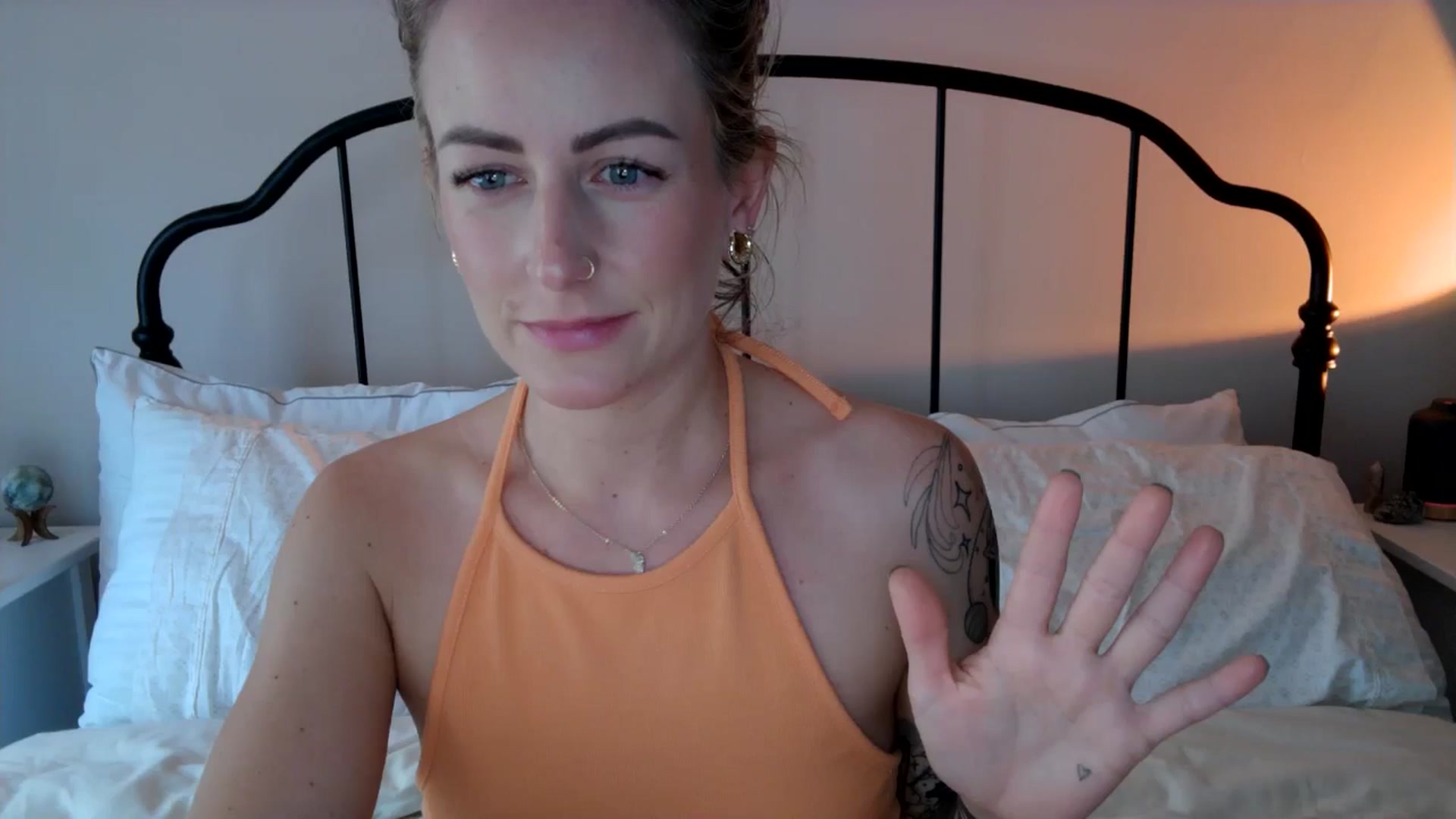Gallery image thumbnail from Lena_bee's myfreecams stream on, 05/28/2024, 18:19 image 9 of 20