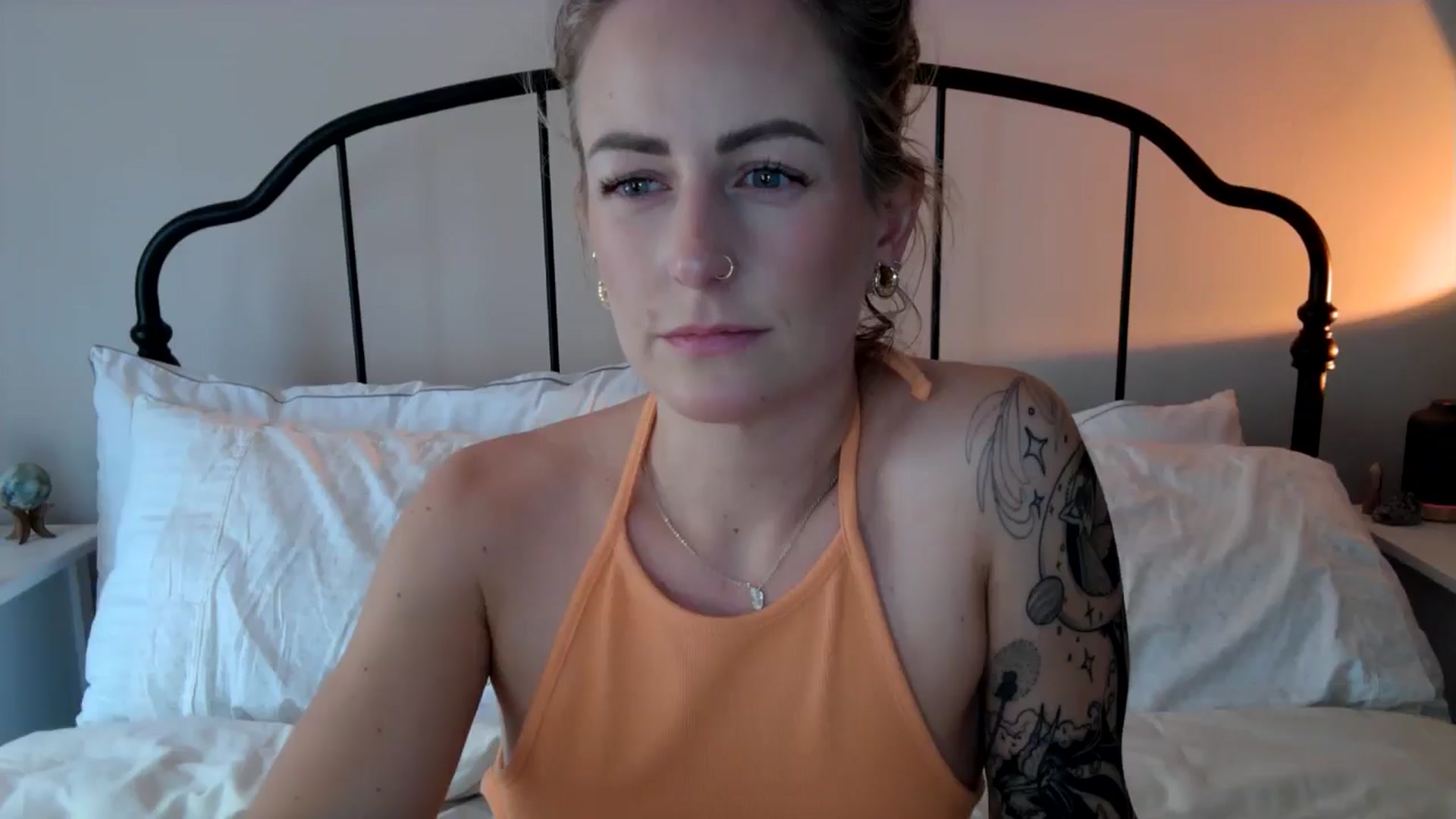 Gallery image thumbnail from Lena_bee's myfreecams stream on, 05/28/2024, 18:19 image 16 of 20
