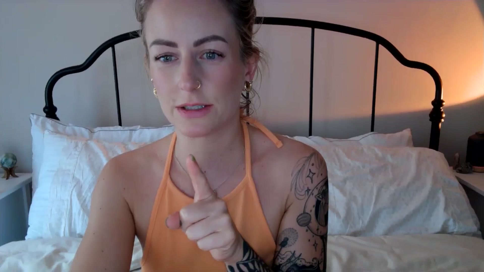 Gallery image thumbnail from Lena_bee's myfreecams stream on, 05/28/2024, 18:19 image 17 of 20
