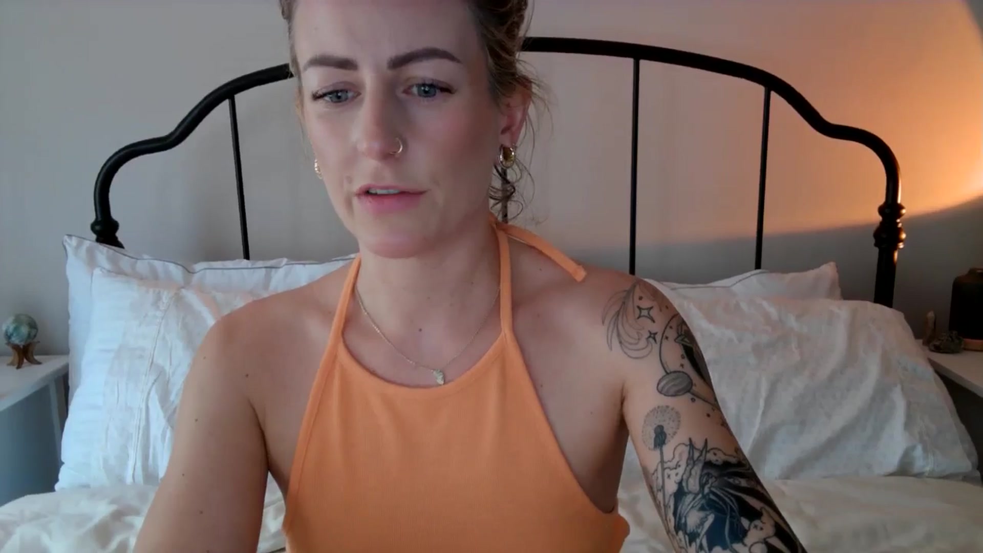 Gallery image thumbnail from Lena_bee's myfreecams stream on, 05/28/2024, 18:19 image 6 of 20