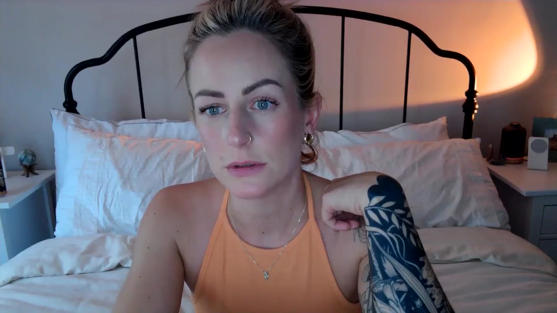 Gallery image thumbnail from Lena_bee's myfreecams stream on, 05/28/2024, 19:50 image 8 of 20
