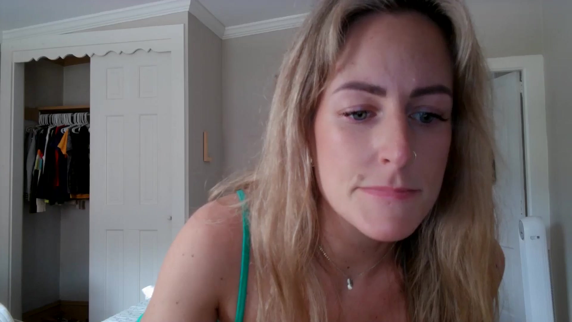 Gallery image thumbnail from Lena_bee's myfreecams stream on, 05/29/2024, 17:58 image 18 of 20