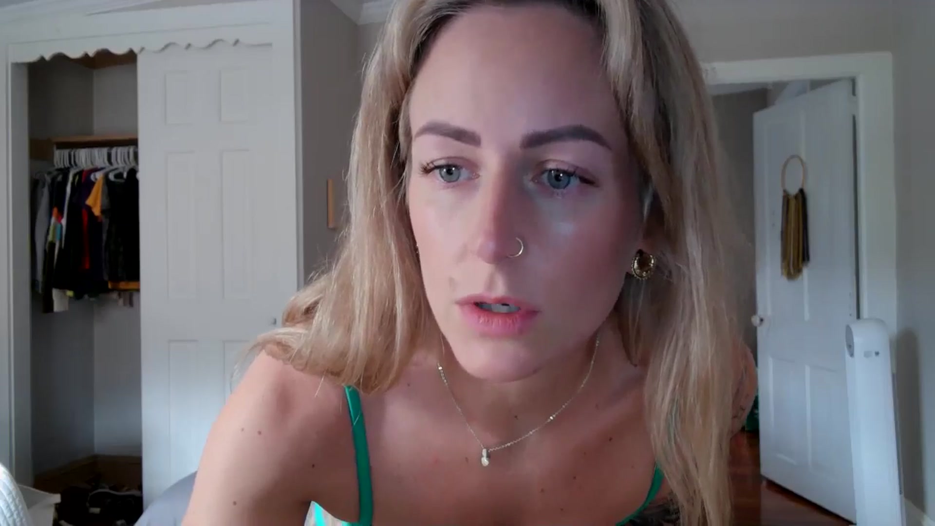 Gallery image thumbnail from Lena_bee's myfreecams stream on, 05/29/2024, 17:58 image 20 of 20