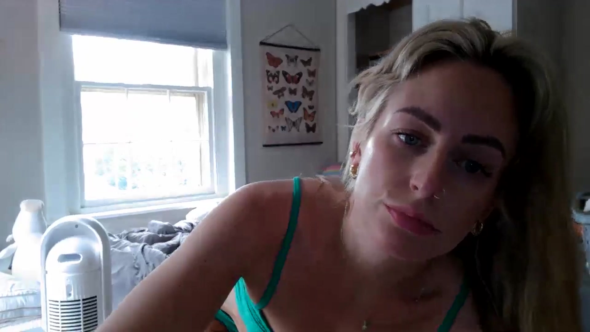 Gallery image thumbnail from Lena_bee's myfreecams stream on, 05/29/2024, 18:06 image 10 of 20