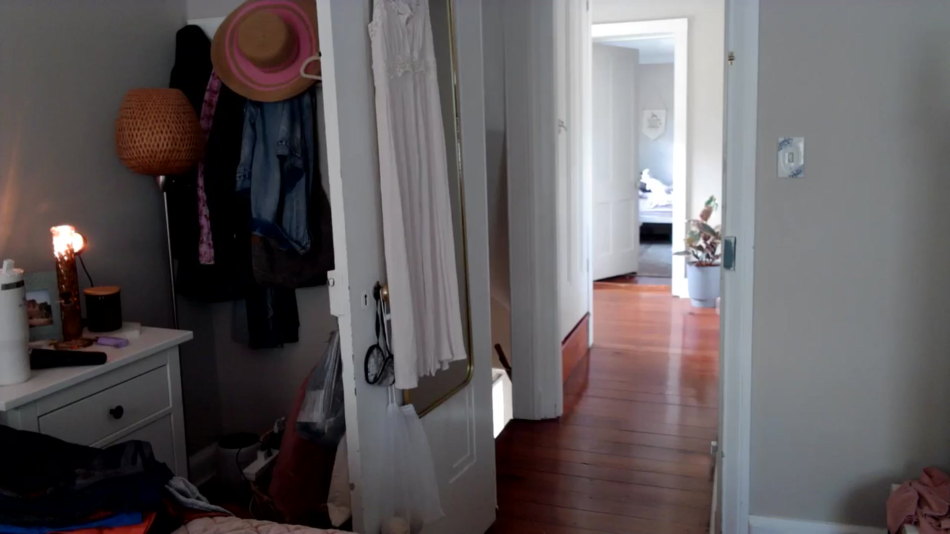 Gallery image thumbnail from Lena_bee's myfreecams stream on, 05/30/2024, 19:02 image 5 of 20