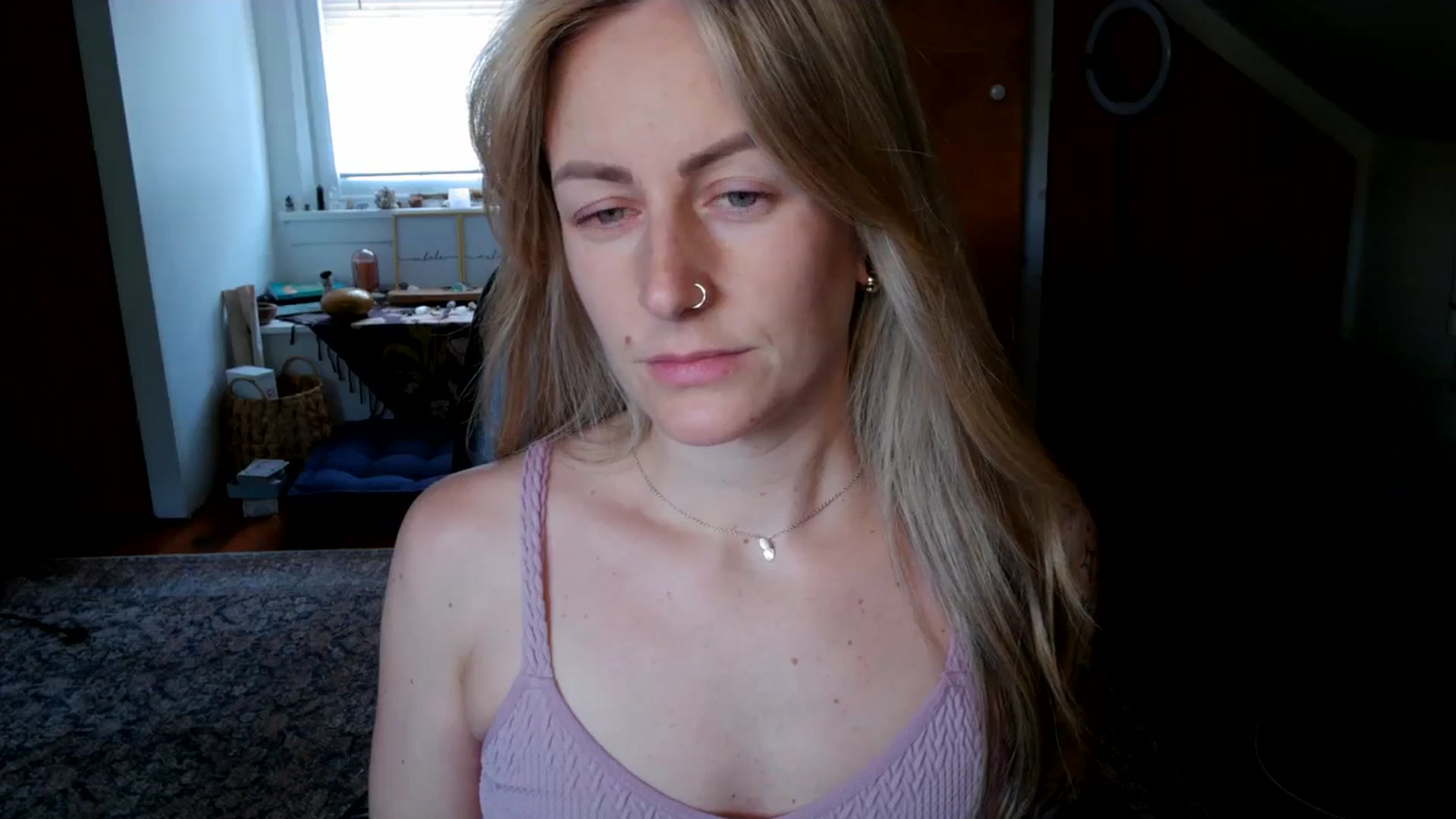 Gallery image thumbnail from Lena_bee's myfreecams stream on, 06/19/2024, 17:04 image 15 of 20