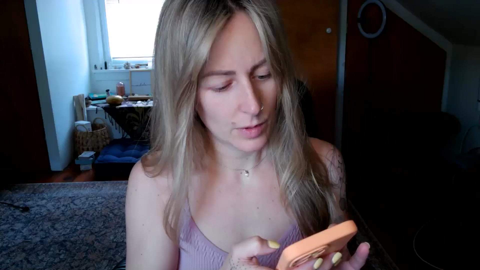 Gallery image thumbnail from Lena_bee's myfreecams stream on, 06/19/2024, 17:04 image 10 of 20