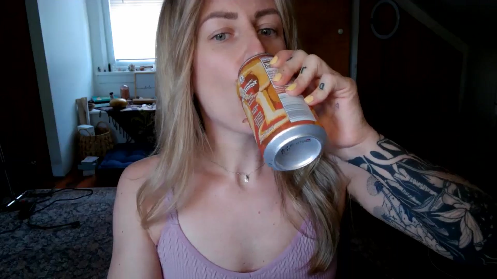 Gallery image thumbnail from Lena_bee's myfreecams stream on, 06/19/2024, 17:04 image 3 of 20