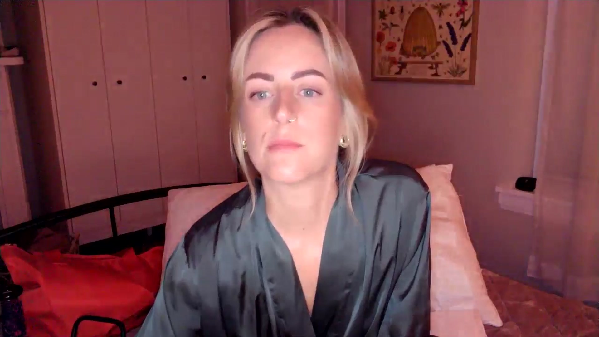 Gallery image thumbnail from Lena_bee's myfreecams stream on, 06/23/2024, 02:08 image 6 of 20