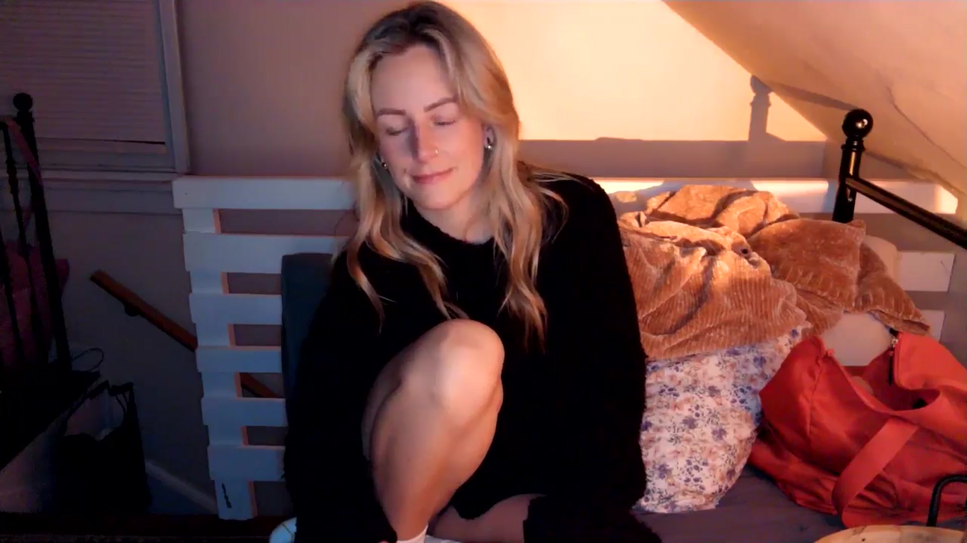 Gallery image thumbnail from Lena_bee's myfreecams stream on, 07/02/2024, 05:00 image 15 of 20
