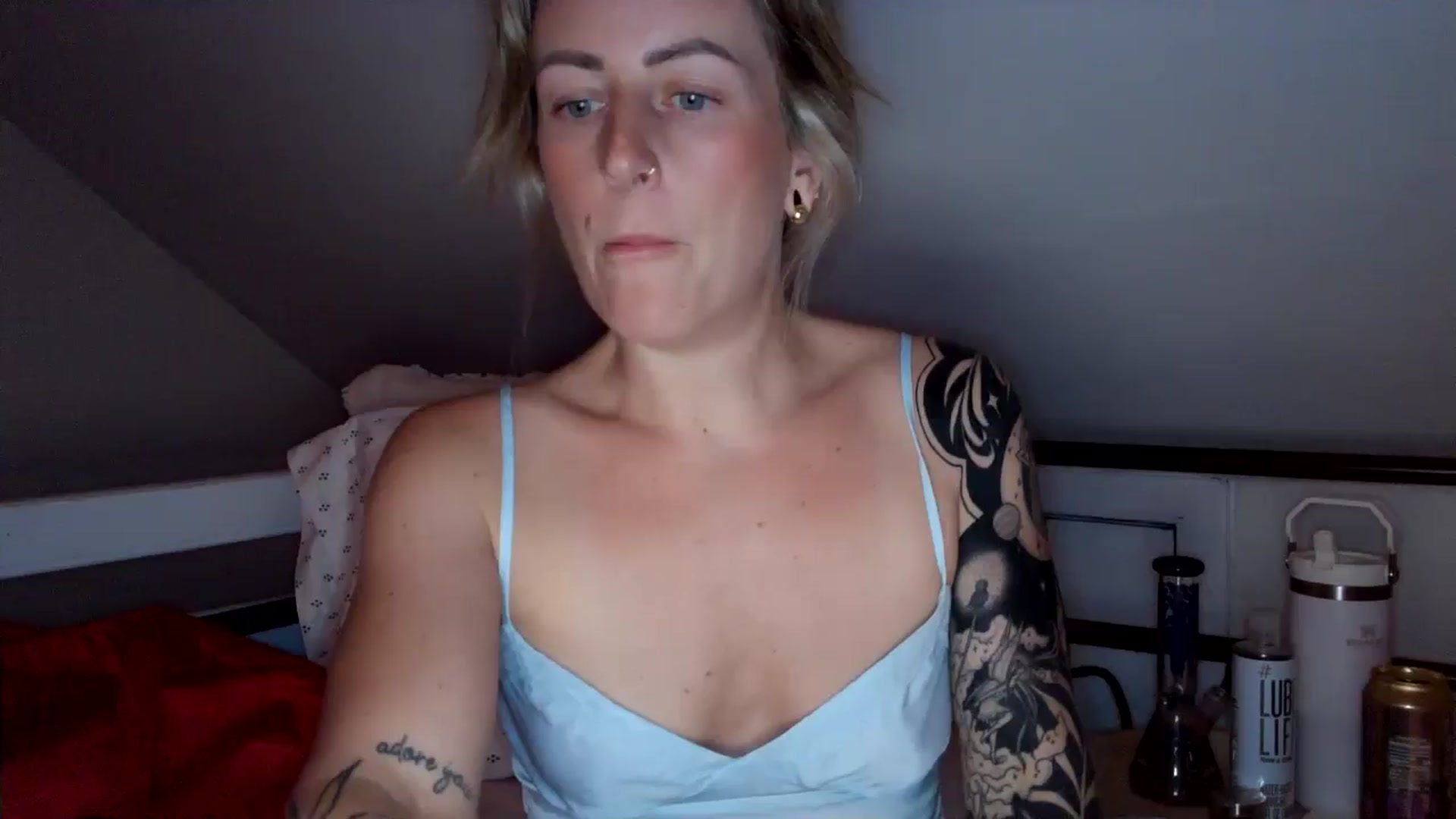 Gallery image thumbnail from Lena_bee's myfreecams stream on, 07/08/2024, 03:28 image 1 of 20