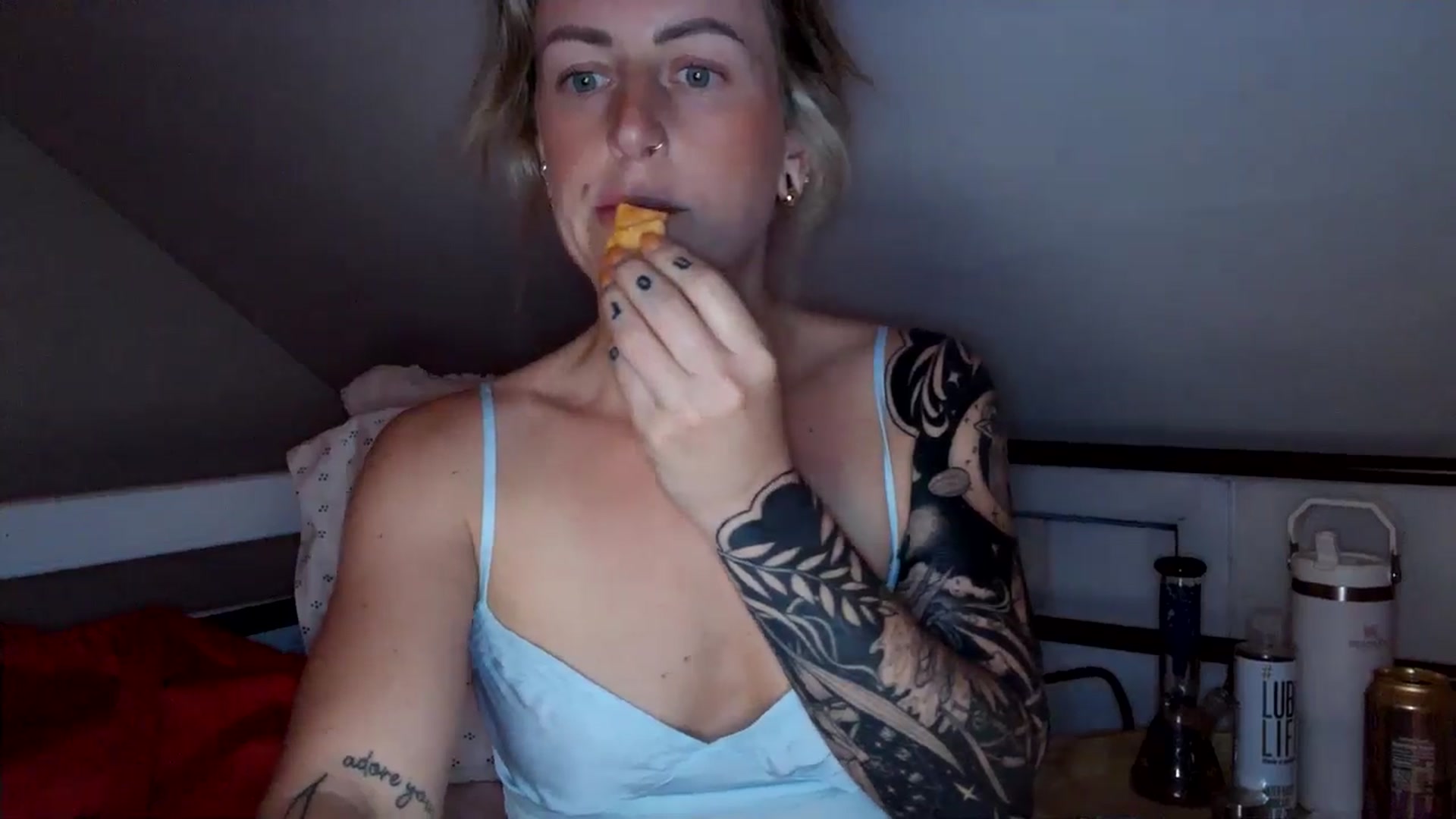 Gallery image thumbnail from Lena_bee's myfreecams stream on, 07/08/2024, 03:28 image 4 of 20