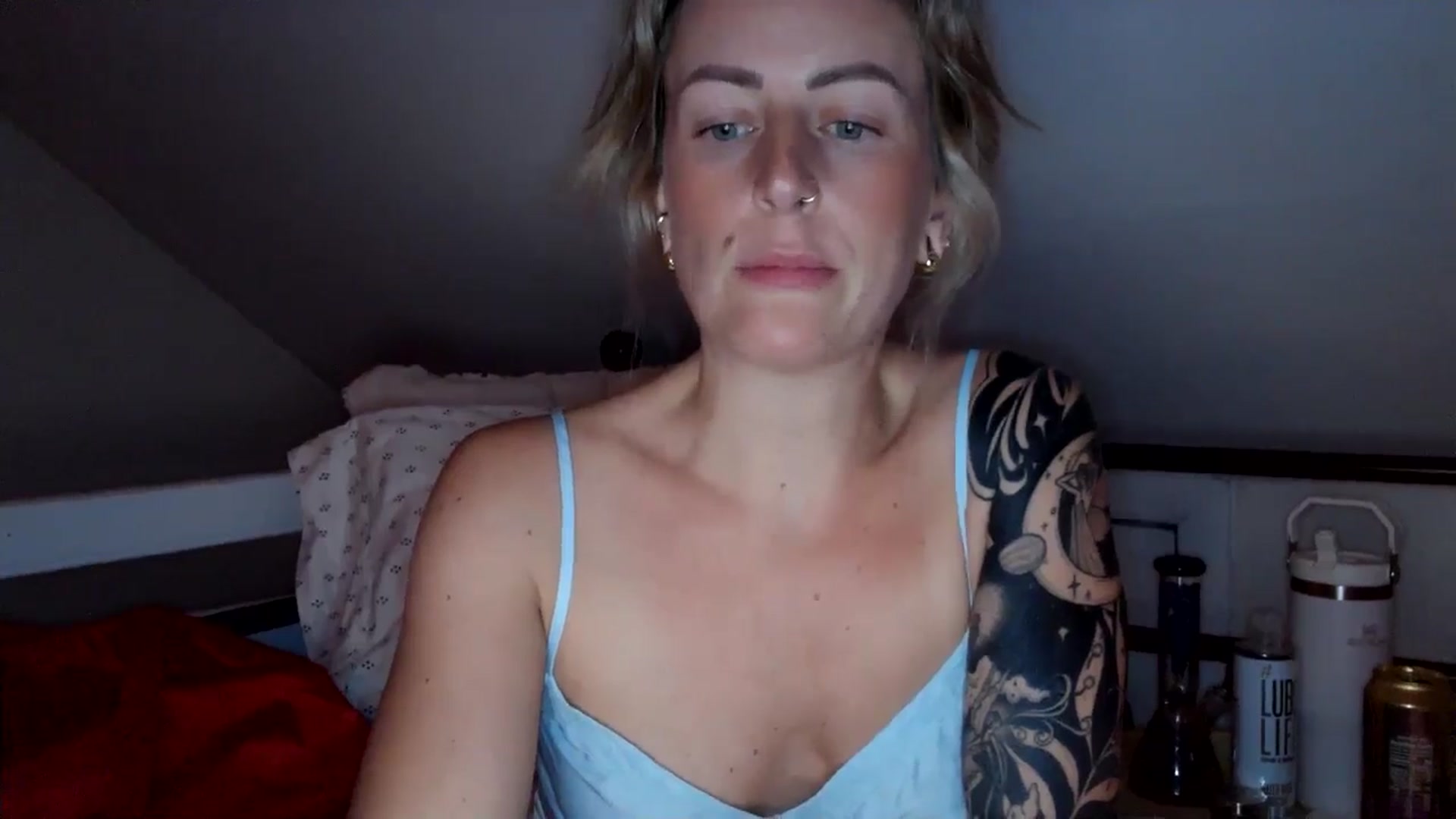Gallery image thumbnail from Lena_bee's myfreecams stream on, 07/08/2024, 03:28 image 10 of 20