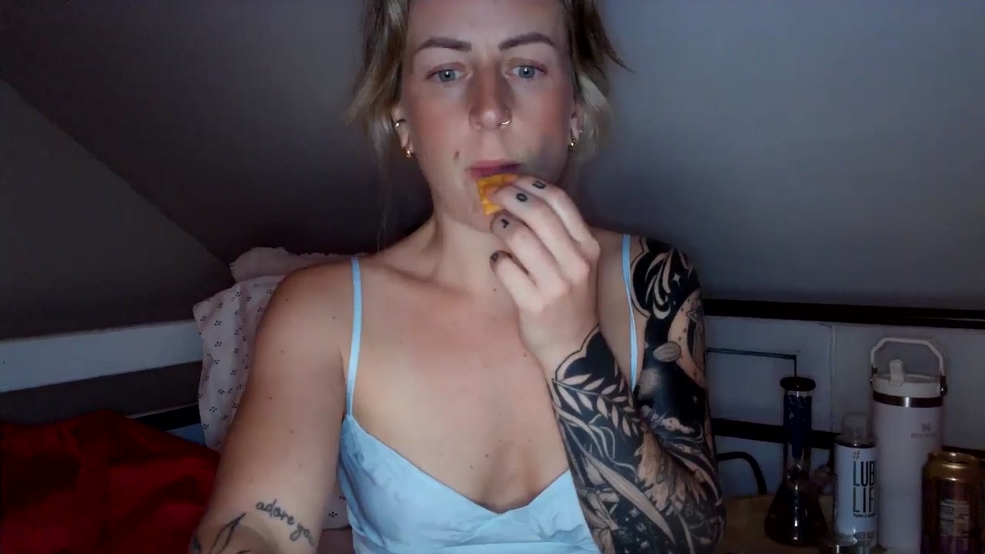 Gallery image thumbnail from Lena_bee's myfreecams stream on, 07/08/2024, 03:28 image 2 of 20