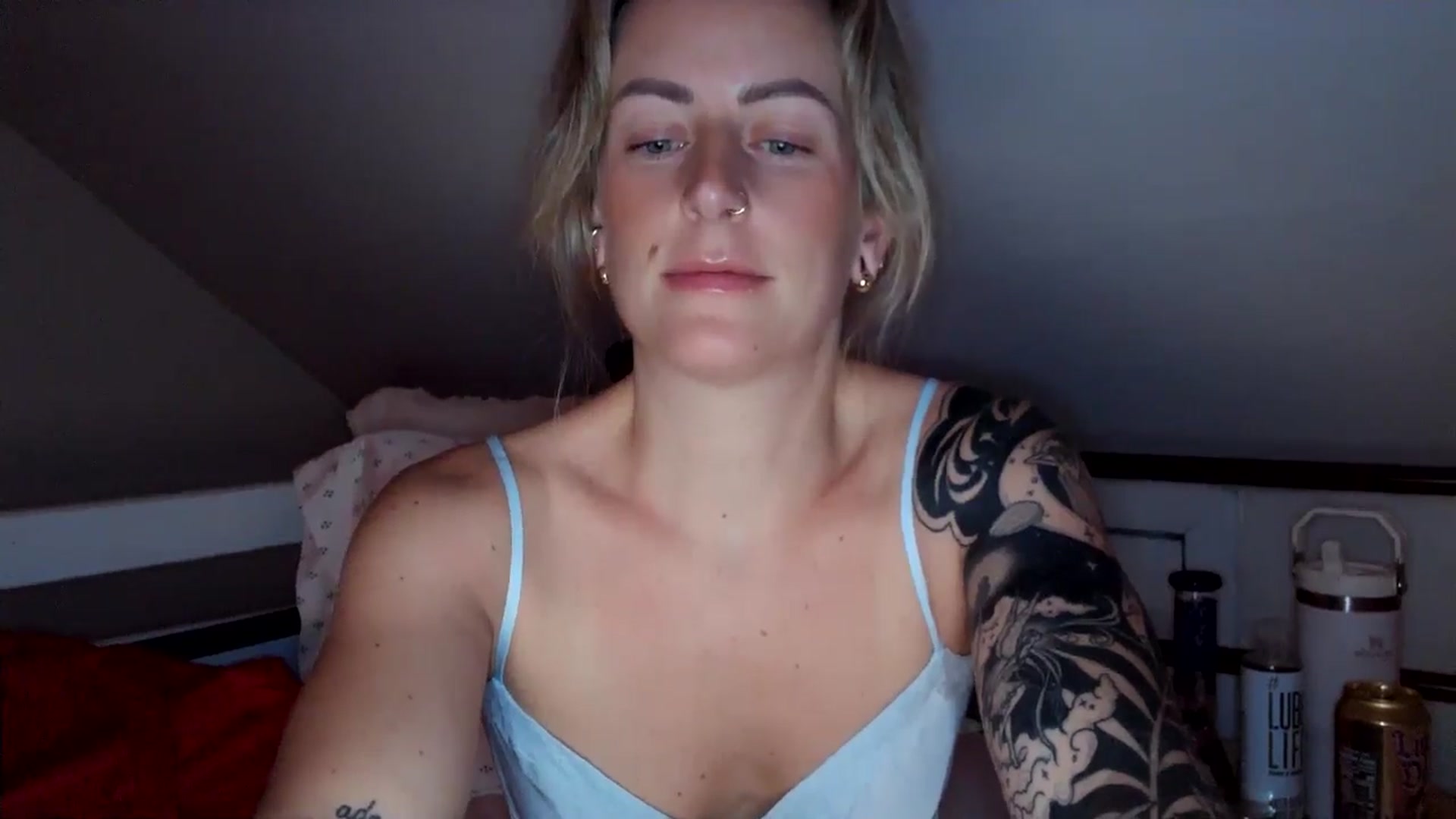 Gallery image thumbnail from Lena_bee's myfreecams stream on, 07/08/2024, 04:07 image 12 of 20