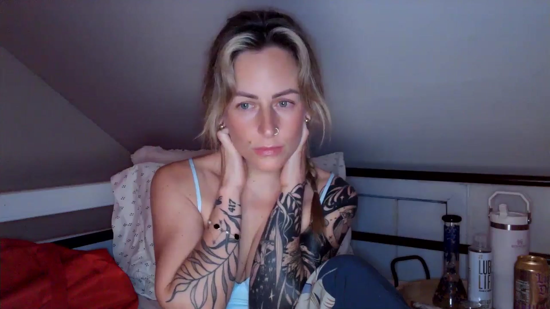 Gallery image thumbnail from Lena_bee's myfreecams stream on, 07/08/2024, 04:07 image 18 of 20