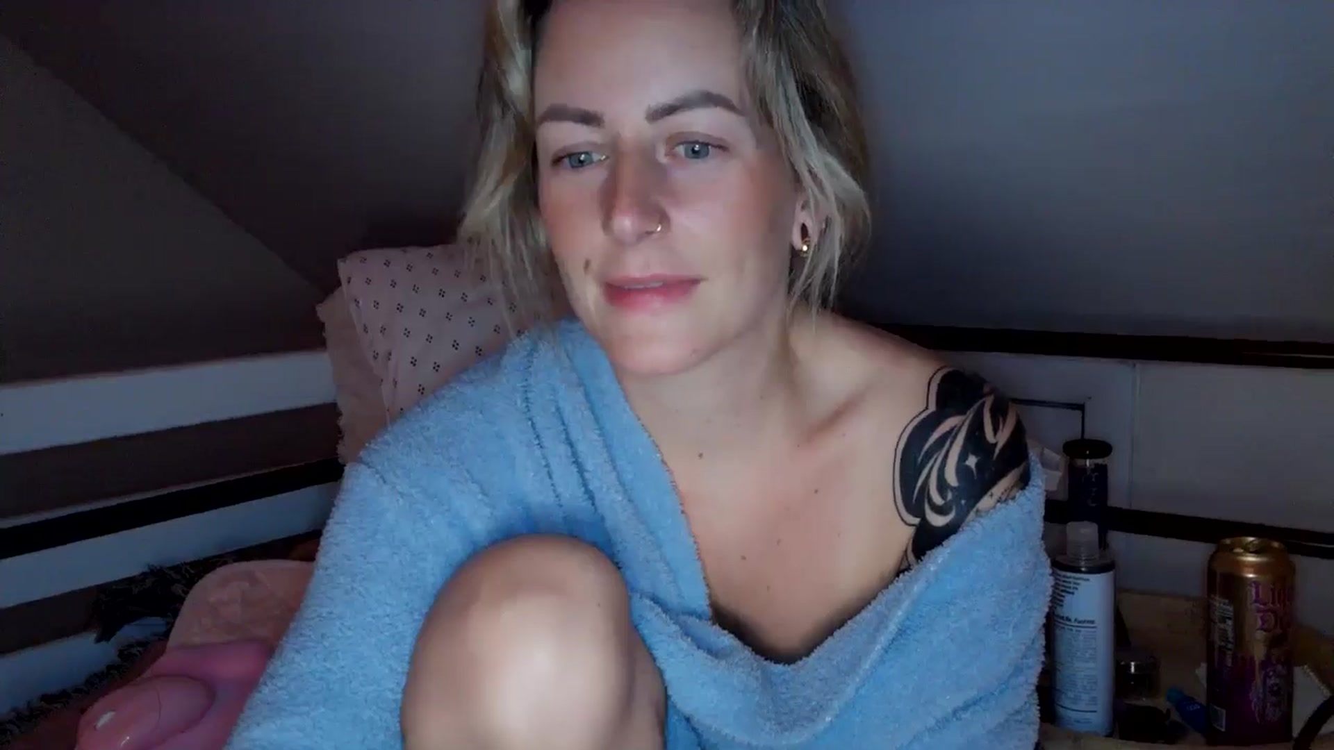Gallery image thumbnail from Lena_bee's myfreecams stream on, 07/08/2024, 06:37 image 2 of 20