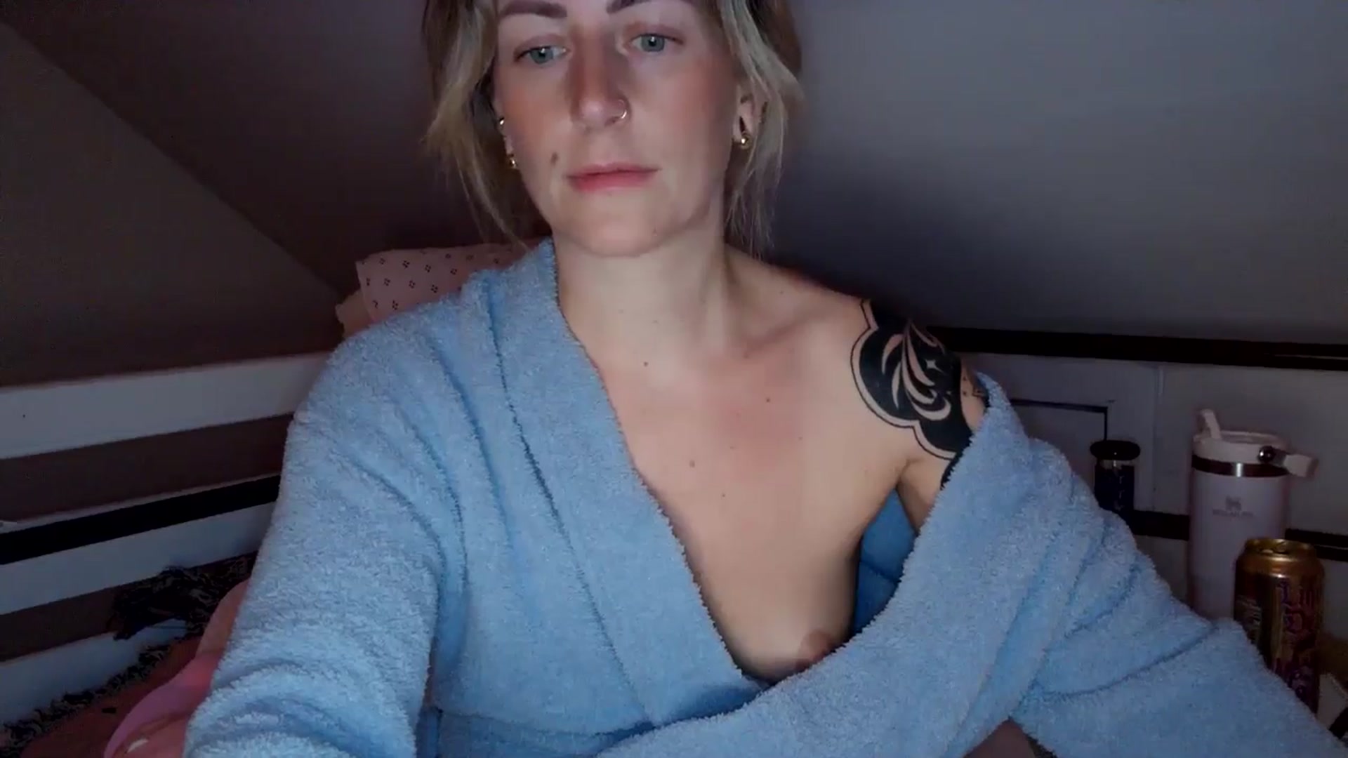 Gallery image thumbnail from Lena_bee's myfreecams stream on, 07/08/2024, 06:37 image 4 of 20