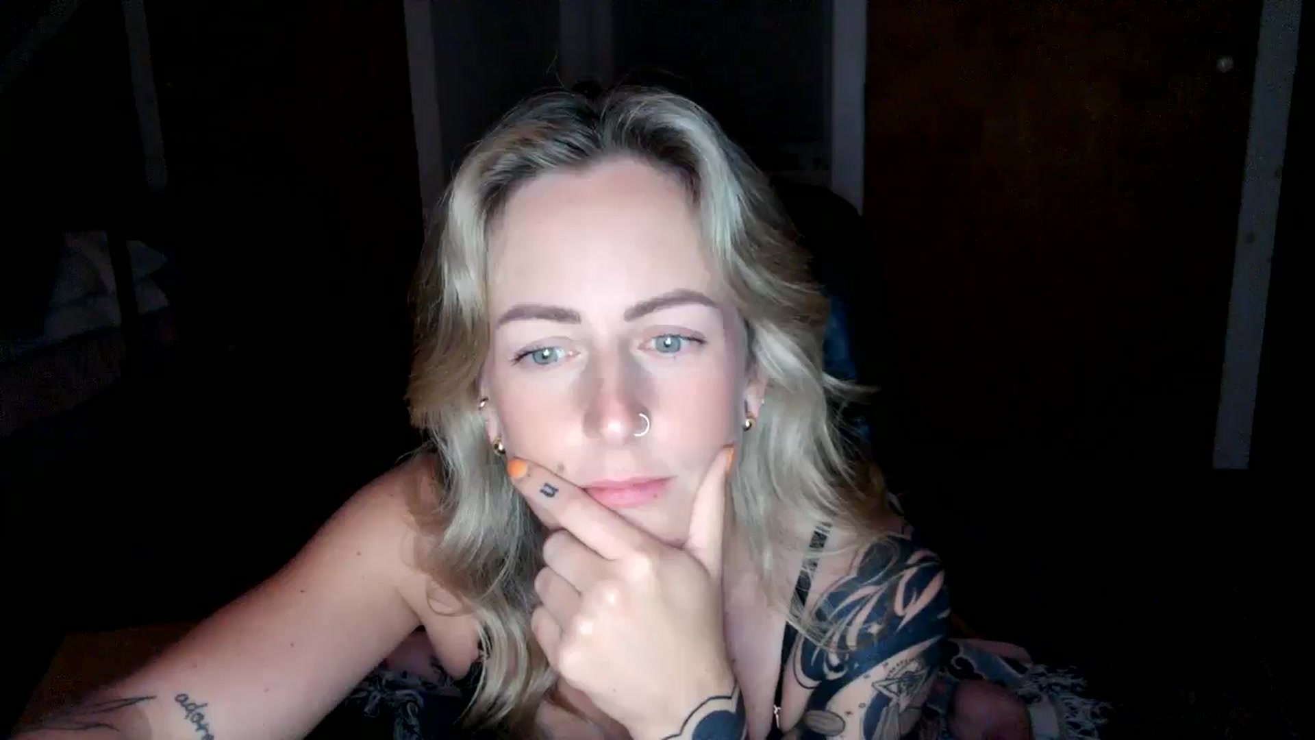 Gallery image thumbnail from Lena_bee's myfreecams stream on, 07/12/2024, 06:08 image 11 of 20