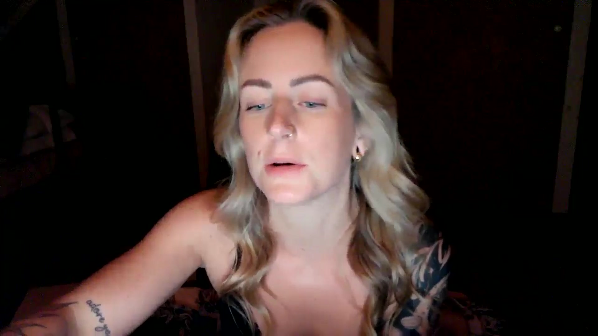 Gallery image thumbnail from Lena_bee's myfreecams stream on, 07/12/2024, 06:08 image 17 of 20