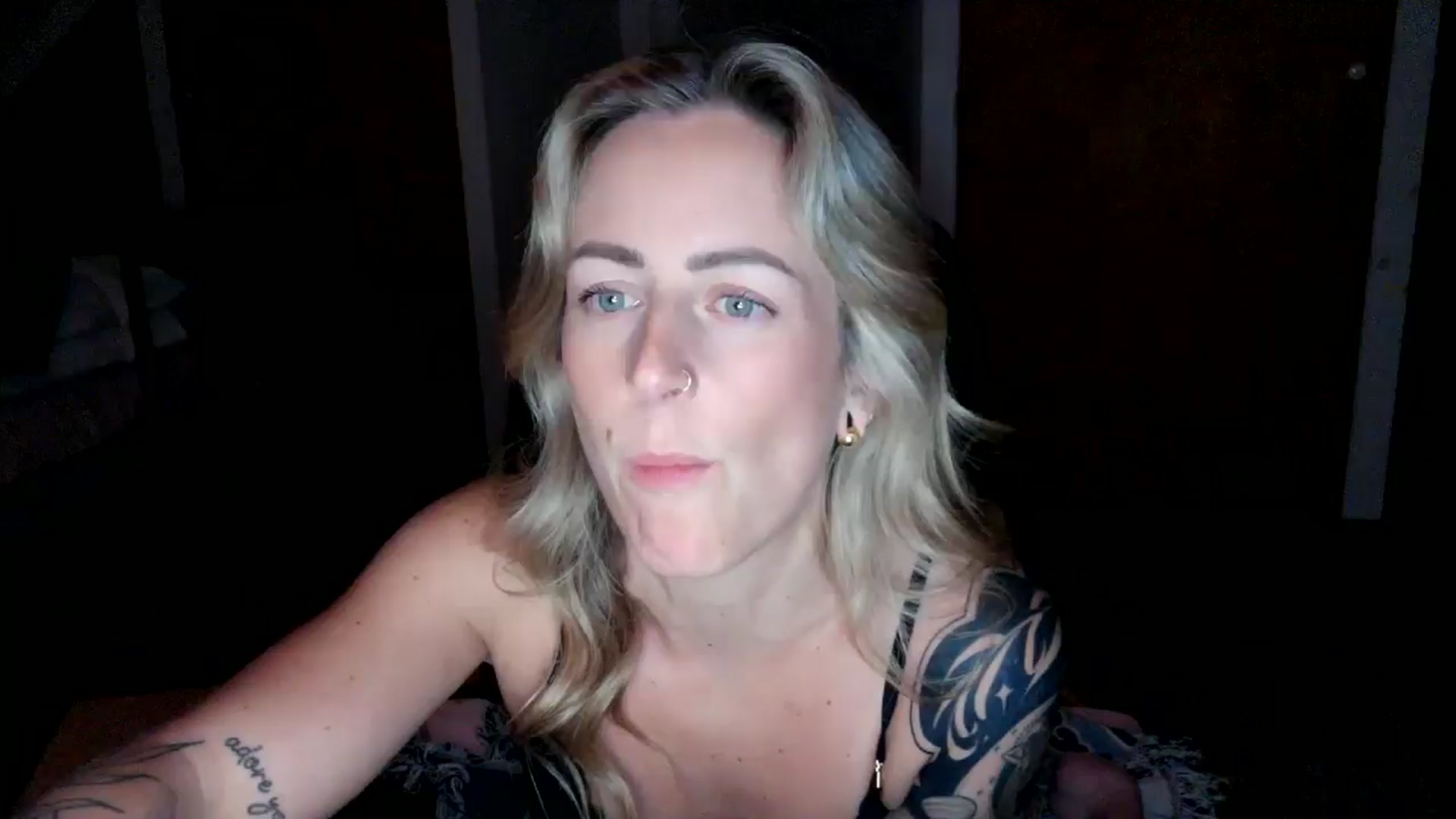 Gallery image thumbnail from Lena_bee's myfreecams stream on, 07/12/2024, 06:08 image 8 of 20